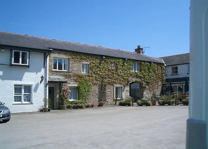 Whoop Hall Hotel And Leisure